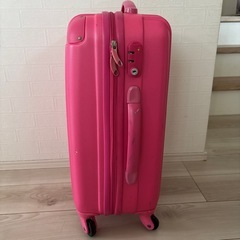 キャリーケース　スーツケース　旅行の画像