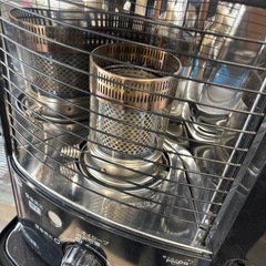 良品 TOYOTOMI トヨトミ 反射式石油ストーブ RSX-23N 2024年製 ポータブルストーブの画像