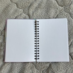 子供　シール帳の画像