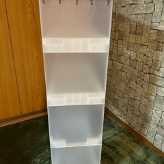 土日のみの出品　キャスター付き収納プラスチック製 キャビネット収納ケースの画像