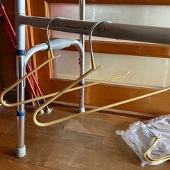 ズボン、ネクタイハンガーの画像