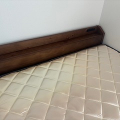 【2025年8月購入新品】ベッド　マットレスの画像