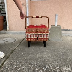 レトロ　裁縫箱の画像