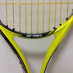 テニスラケット(YONEX NEXIGA70sS)の画像
