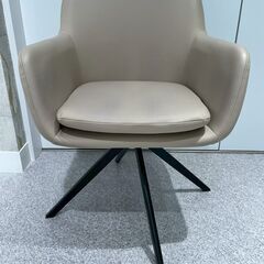 ダイニングチェア 肘付き レザー 4脚セットの画像