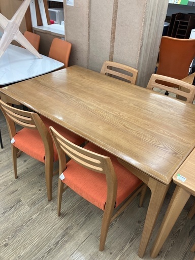 KEYUCAダイニングセットが入荷いたしました！