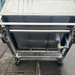  中古 大型 シンク ステンレス キャスター付 水槽 1100X1100X800 浴槽 ドッグバス ドブ漬け 愛知県 一宮市 名古屋 稲沢 江南 岩倉 岐阜 羽島 各務ヶ原 三重 愛知 グッドプライス一宮の画像