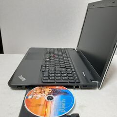 【お取り置き中です】lenovo　15インチ　高性能core i7　16GB　SSD　カメラ　Wi-Fi　Bluetooth　マルチ　テンキー　Microsoft office 2021　Windows11の画像