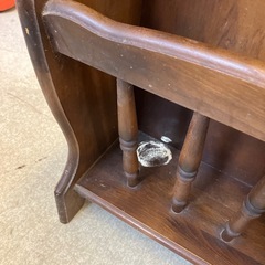 12/25まで店頭商品一部を除き半額クリスマスSALE!!開催中　サ2512-187 カリモク ロコニアシリーズ 電話台 マガジンラック オールドカリモク ヴィンテージ キズ汚れ有りの画像