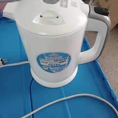 電気ケトル　トップバリュ　TVC-08　２０１４年製の画像