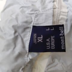 モンベル　バックラップレインコート（未使用）の画像