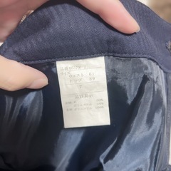 パンツスーツの画像