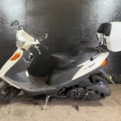 ★支払総額8.0万円★買取強化中！ まずはカンタン無料査定まで！ スズキ アドレスV125 白 CF4EA 外観良好！ サイスタ付き！   4ストインジェクション！ リアボックス付き！の画像
