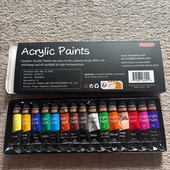 アクリル絵の具　の画像