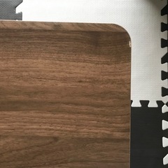 折りたたみテーブルの画像