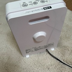 ホワイトセラミックファンヒーター 600W/1200Wの画像