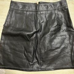 未使用品タグ付き　Libby&rose Mサイズ　エコレザースカートの画像