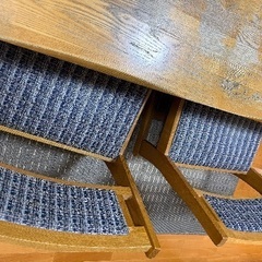【高級】大丸百貨店の一枚板ダイニングテーブルとベンチと椅子のフルセットの画像