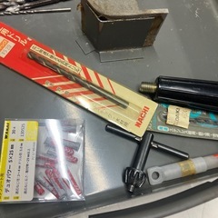 2512-512 マキタ 10mm 電動ドリル HP1030 通電確認済み 中古の画像