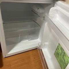 綺麗 冷蔵庫！1人暮らしや事務所等に〜の画像