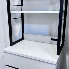 食器棚　カップボード　コンセント付きの画像