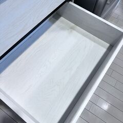 食器棚　カップボード　コンセント付きの画像