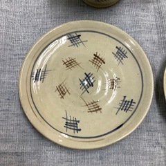 格子柄のカップ&ソーサーの画像