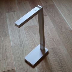 無印LEDデスクライト【地下鉄丸太町駅の近くまで取りに来ていただける方】の画像