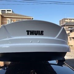 スーリーTHULEルーフボックスMotion800ホワイト　限定品の画像