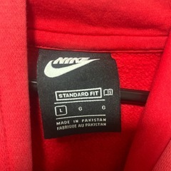 NIKE  パーカー　赤　子供用Lの画像