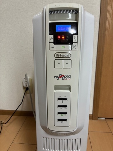 オイルヒーターデロンギDDQ0915-WH (最後のシ者) 柳津の季節、空調家電