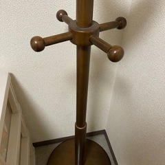 ハンガーラックの画像