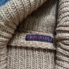 ゴールド　ラメ　セーター　　Mサイズ　ロングの画像