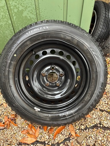 ブリザックスタッドレスタイヤ4本205/60R16 (スー) 犬山のタイヤ