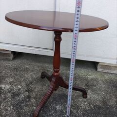 サイドテーブルの画像