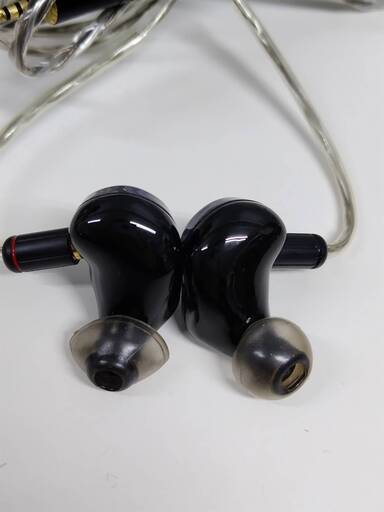 Fender FXA2 カナル型イヤホン