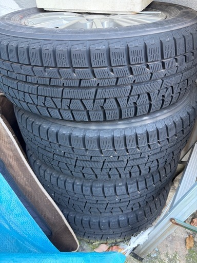 決まりました　スタッドレスタイヤ　YOKOHAMA  185/70 R14