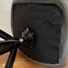 ③エアゾーム　回転式　ダイニングチェア　1脚　(4脚あります。うち、1脚はジャンク)の画像