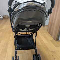 ベビーカーA型 Aprica ラクーナ ビッテ クッション 2020年製の画像