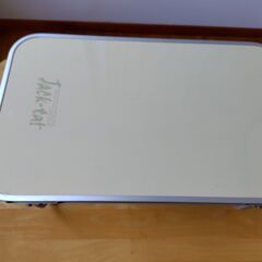 軽量キャンプテーブルの画像