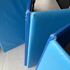 IKEA イケア　プレイマット　ブルー　子供部屋　ペット　お昼寝の画像