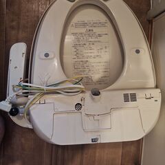 [一部難あり]パナソニック 温水洗浄便座 ビューティトワレ CH931SPF パステルアイボリーの画像