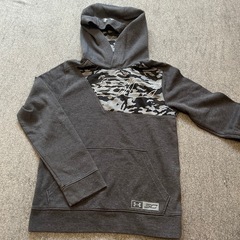 2枚セットNIKE ナイロンパーカー、アンダーアーマーパーカーの画像