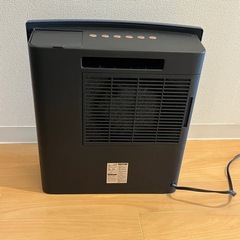 セラミックヒーター　加湿機能付き　QUADS  自動ルーバー機能付 加湿大風量セラミックヒーター MOVING HEAT MOIST　の画像