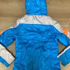 フード付きジャンパー　Mの画像