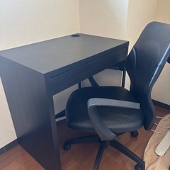 IKEA テーブル　イス　机の画像