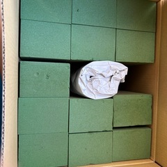 フラワーアレンジメント用 吸水性スポンジの画像