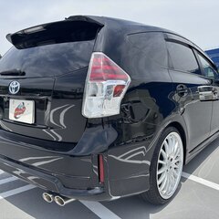 岡山【自社ローン】保証人無可★全国対応★プリウスα【S】カールソン20インチAW/社外エアロ/ガナドール4本出しマフラー/インナールームミラー型ドラレコ/シートカバー/TV/バックカメラ/DVD再生/ETCの画像