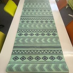 【まとめ売り】ヨガマット4本セット／スタジオ使用・まだ使えます H_116の画像