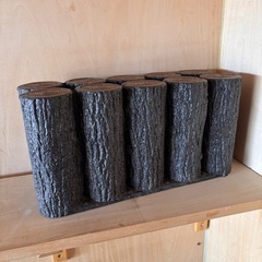 擬木　プラスチック製2点　ガーデニング用品の画像